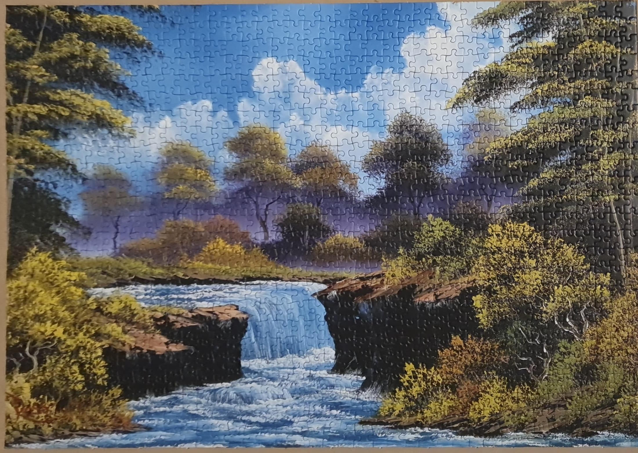 Wasserfall auf der Lichtung Bild 2